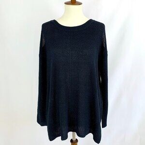 Boutique Navy Blue/Black Cold Shoulder Split Hem Knit Sweater Size Small